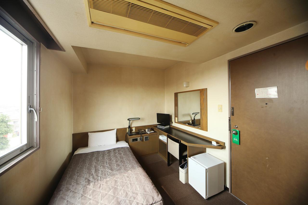 Isesaki Harvest Hotel Exterior photo